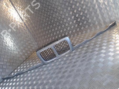 Used Grille BMW 5 (E39) 525 tds (143 hp) 24878232
