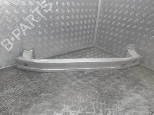 Used Front bumper reinforcement FIAT 500L (351_, 352_) 1.3 D Multijet (199LXY1A, 199LXY11) (84 hp) 31833218