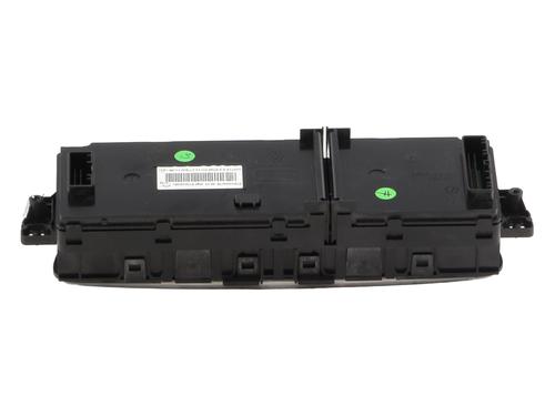 climate-control-renault-megane-iii-hatchback-bz01_-b3_-2008-33882156 main image