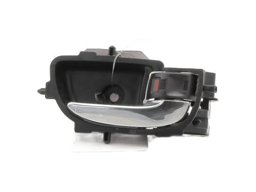 Used Front right interior door handle TOYOTA YARIS (_P13_) 1.5 Hybrid (NHP130_, NHP130) (101 hp) 27180548
