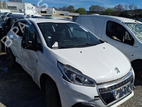 Brugte PEUGEOT 208 I (CA_, CC_) 1.2 THP 110 4923128