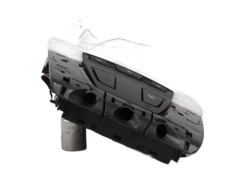 interior-roof-light-bmw-1-f20-2011-2012-2013-2014-2015-2016-2017-2018-2019-29372127 main image