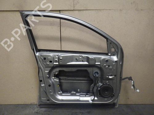 Used Left front door Left front door 24270850 24270850