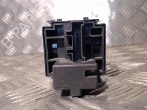 Used Headlight switch Headlight switch RENAULT CLIO III (BR0/1, CR0/1) 1.5 dCi (BR17, CR17) (86 hp) 24278712 24278712