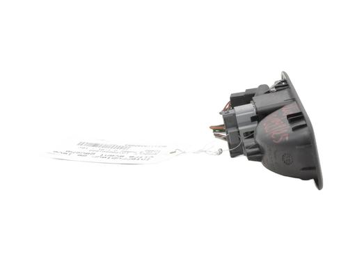 Used Left front window switch Left front window switch RENAULT CLIO III (BR0/1, CR0/1) 1.2 16V (BR0P, CR0P) (101 hp) 27933041 27933041
