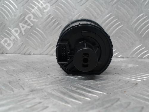 Used Headlight switch Headlight switch VW GOLF VII (5G1, BQ1, BE1, BE2) 1.4 TSI (150 hp) 24279097 24279097