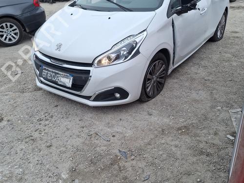 Used Parts PEUGEOT 208 I (CA_, CC_)  1.2 PureTech 82  4635744