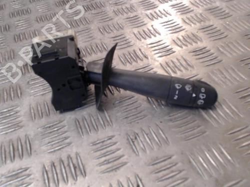 Used Steering column stalk RENAULT CLIO II (BB_, CB_) 1.5 dCi (B/CB08) (82 hp) 24283663