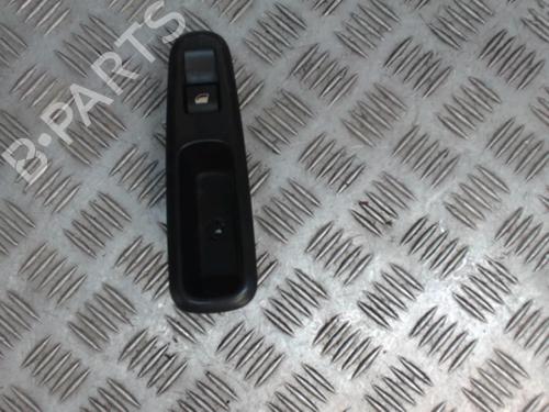Used Right rear window switch PEUGEOT 3008 I MPV (0U_) 1.6 HDi (112 hp) 24283011