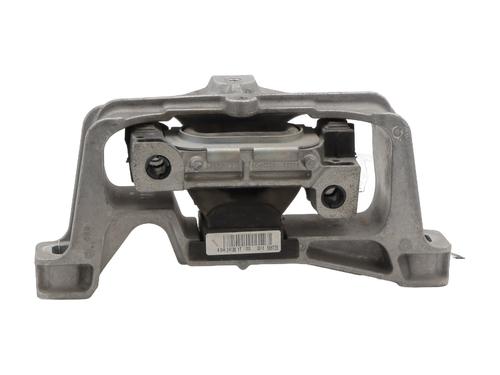 Used Engine mount MERCEDES-BENZ GLA-CLASS (X156) GLA 220 CDI (156.903) (170 hp) 27933036