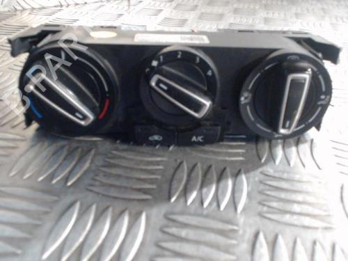 Used Climate control VW POLO V (6R1, 6C1) 1.4 TDI (90 hp) 24271710
