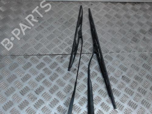 Used Front windshield wiper arm PEUGEOT 1007 (KM_) 1.6 16V (109 hp) 24265823