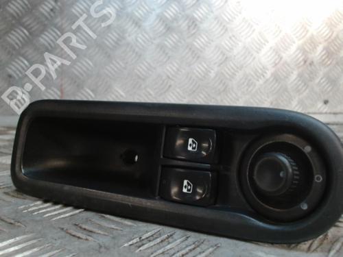Used Left front window switch RENAULT TWINGO II (CN0_) 1.5 dCi (CN0E) (64 hp) 24268435