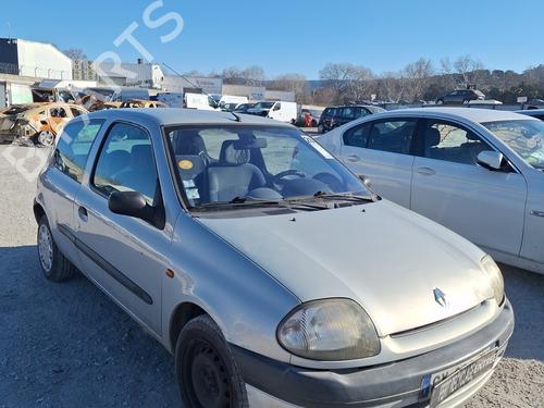 Brugte RENAULT CLIO II (BB_, CB_) 1.2 (BB0A, BB0F, BB10, BB1K, BB28, BB2D, BB2H, CB0A,... (58 hp) 4404770
