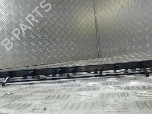 door-moulding-trim-vw-golf-vii-5g1-bq1-be1-be2-2012-2013-2014-2015-2016-2017-2018-2019-2020-2021-24272242 main image