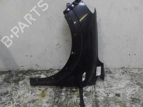 Guarda-lamas esquerdo DACIA SANDERO III 1.0 TCe 90 (91 hp) 32267822