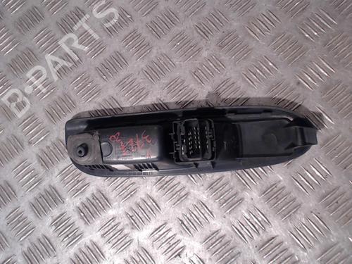 Used Left front window switch RENAULT CLIO II (BB_, CB_) 1.5 dCi (B/CB07) (65 hp) 24280882