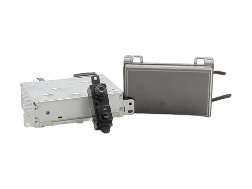 Radio PEUGEOT 2008 I (CU_) 1.2 THP 110 / PureTech 110 | BP27184711E6 