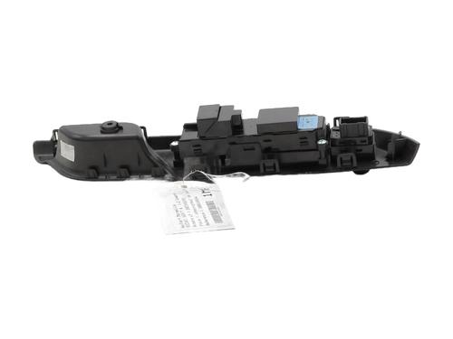 Used Left front window switch Left front window switch SUZUKI SWIFT IV (FZ, NZ) 1.2 (AZH412, ZC72S) (94 hp) 27685702 27685702