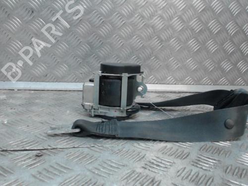 front-right-seatbelt-renault-megane-iii-hatchback-bz01_-b3_-2008-24266381 main image