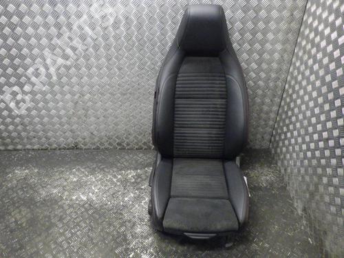 Used Right front seat MERCEDES-BENZ GLA-CLASS (X156) GLA 220 CDI (156.903) (170 hp) 27986891