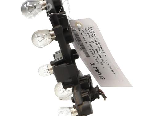 Used Lamp holder Lamp holder VW GOLF IV (1J1) 1.9 TDI (90 hp) 33126077 33126077