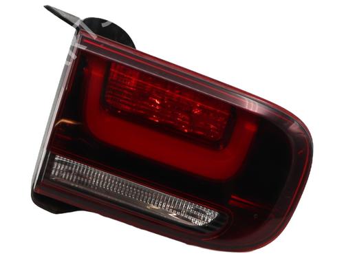 Feu de coffre gauche CITROËN C4 CACTUS 1.2 THP 110 (110 hp) 31856940