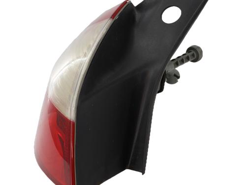 left-taillight-renault-megane-iii-hatchback-bz01_-b3_-2008-40118289 main image