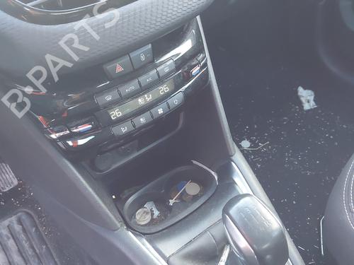 Front left belt tensioner PEUGEOT 208 I (CA_, CC_) 1.6 HDi / BlueHDi 75 | BP30177600C87