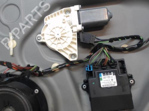 Used Rear right window mechanism Rear right window mechanism MERCEDES-BENZ B-CLASS Sports Tourer (W245) B 180 CDI (245.207) (109 hp) 24273590 24273590