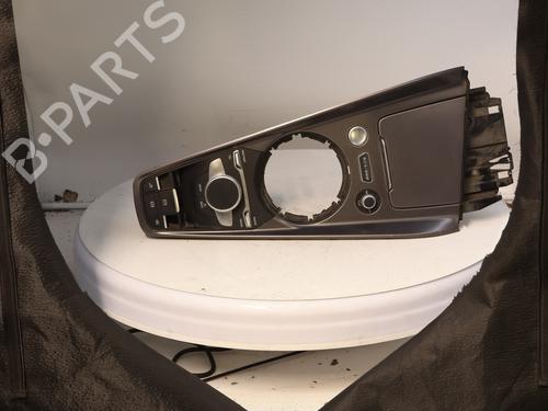 Used Middle console Middle console AUDI TT Roadster (FV9, FVR) 45 TFSI quattro (245 hp) 36438675 36438675