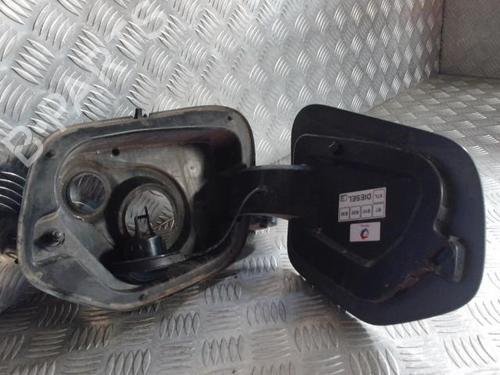 Klapa wlewu paliwa PEUGEOT 208 II (UB_, UP_, UW_, UJ_) 1.5 BlueHDI 100 | BP24271339C131 
