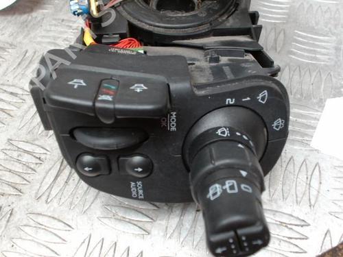 Used Steering column stalk RENAULT KANGOO / GRAND KANGOO II (KW0/1_) 1.5 dCi 90 (KW05, KW08, KW0G, KW11) (90 hp) 24272831