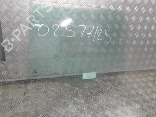 Vidro porta trás esquerda FORD FIESTA V (JH_, JD_) 1.6 TDCi (90 hp) 30884441