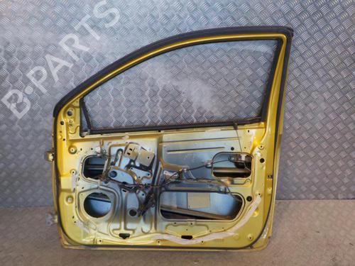 right-front-door-toyota-yaris-_p1_-1999-2000-2001-2002-2003-2004-2005-24268400 main image