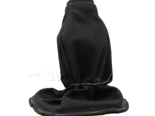 Used Shift knob Shift knob TOYOTA YARIS (_P13_) 1.0 (KSP130) (72 hp) 28543127 28543127