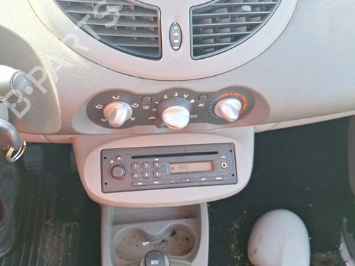 Left front fog light RENAULT TWINGO II (CN0_) 1.2 16V (CN04, CN0B) | BP33415041C30 - Image 15