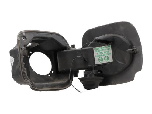 fuel-flap-renault-clio-iii-br01-cr01-2005-2006-2007-2008-2009-2010-2011-2012-2013-2014-27896061 main image