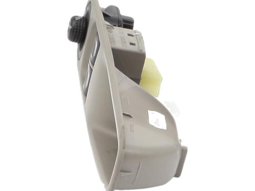 switch-renault-zoe-bfm_-2012-36056825 main image