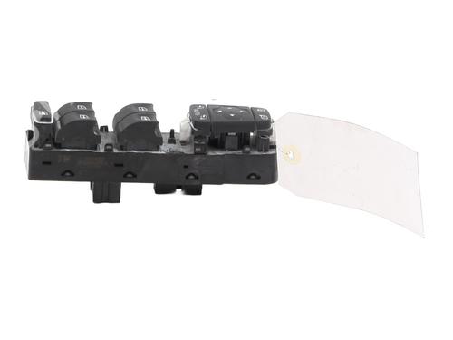 Used Left front window switch Left front window switch RENAULT MEGANE IV Hatchback (B9A/M/N_) 1.6 TCe 205 (B9MV) (205 hp) 35748436 35748436