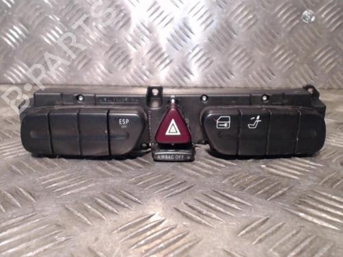 Used Warning switch MERCEDES-BENZ C-CLASS (W203) C 200 CDI (203.004) (116 hp) 24278636