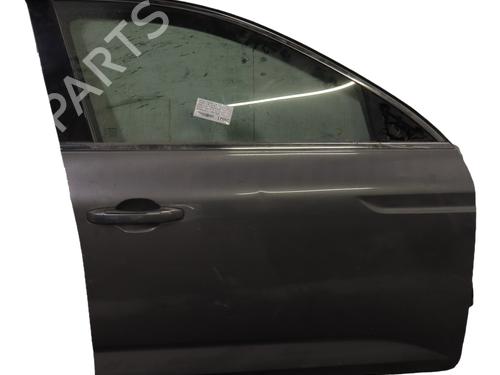 Used Right front door Right front door 37759572 37759572