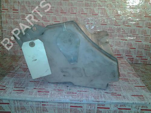 Used Windscreen washer tank BMW 3 (E46) 316 i (105 hp) 24279024