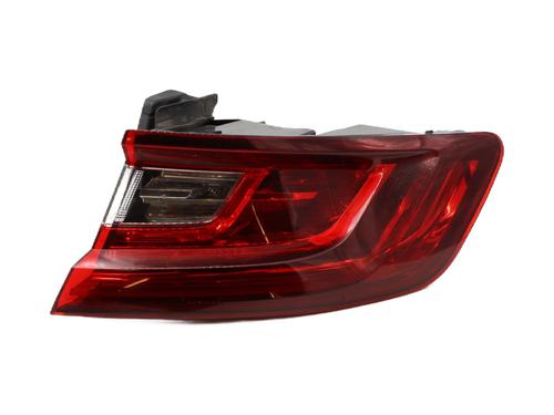 right-taillight-renault-megane-iv-hatchback-b9amn_-2015-33050712 main image