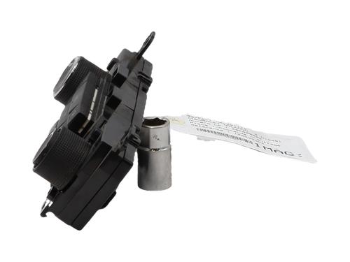 Climate control CHEVROLET ORLANDO (J309) 2.0 D | BP38492584I5 - Image 4