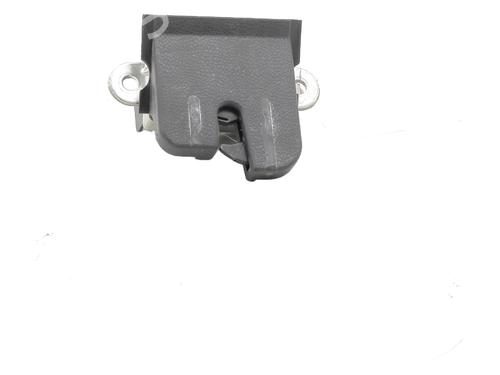 Used Tailgate lock VW POLO V (6R1, 6C1) 1.2 (60 hp) 26242267