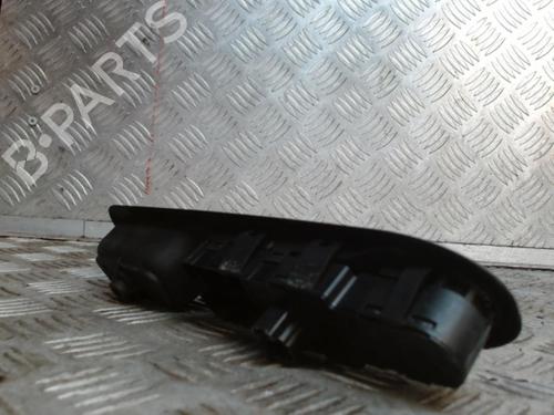 Used Left front window switch Left front window switch PEUGEOT 407 (6D_) 1.6 HDi 110 (6D9HZC, 6D9HYC) (109 hp) 24268426 24268426