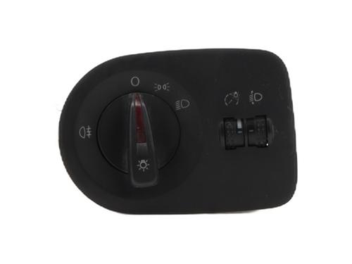 Used Headlight switch SEAT IBIZA IV (6J5, 6P1) 1.2 TDI (75 hp) 31043630
