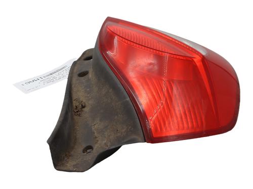 left-taillight-renault-clio-iii-br01-cr01-2005-2006-2007-2008-2009-2010-2011-2012-2013-2014-38751384 main image