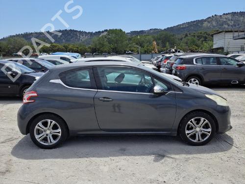 Tailgate PEUGEOT 208 I (CA_, CC_) 1.2 VTI 82 | BP24271972C6